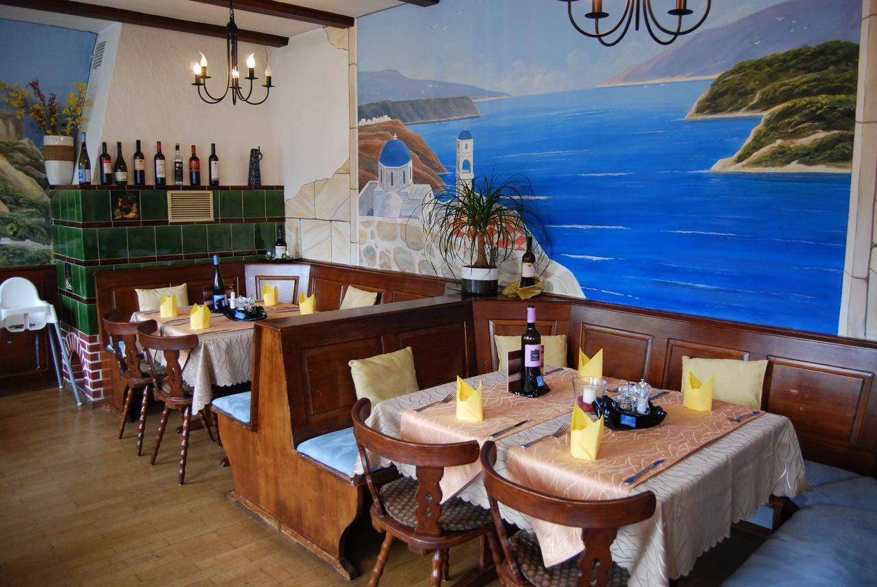 Gasthaus Zum Loewen - Restaurant Akropolis Hausach Buitenkant foto